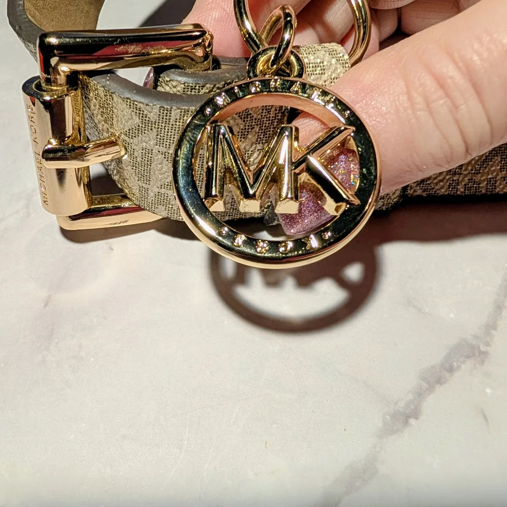 Michael Kors Gold Women's Belt Bag EUC Size M/8 - Picture 3 of 8